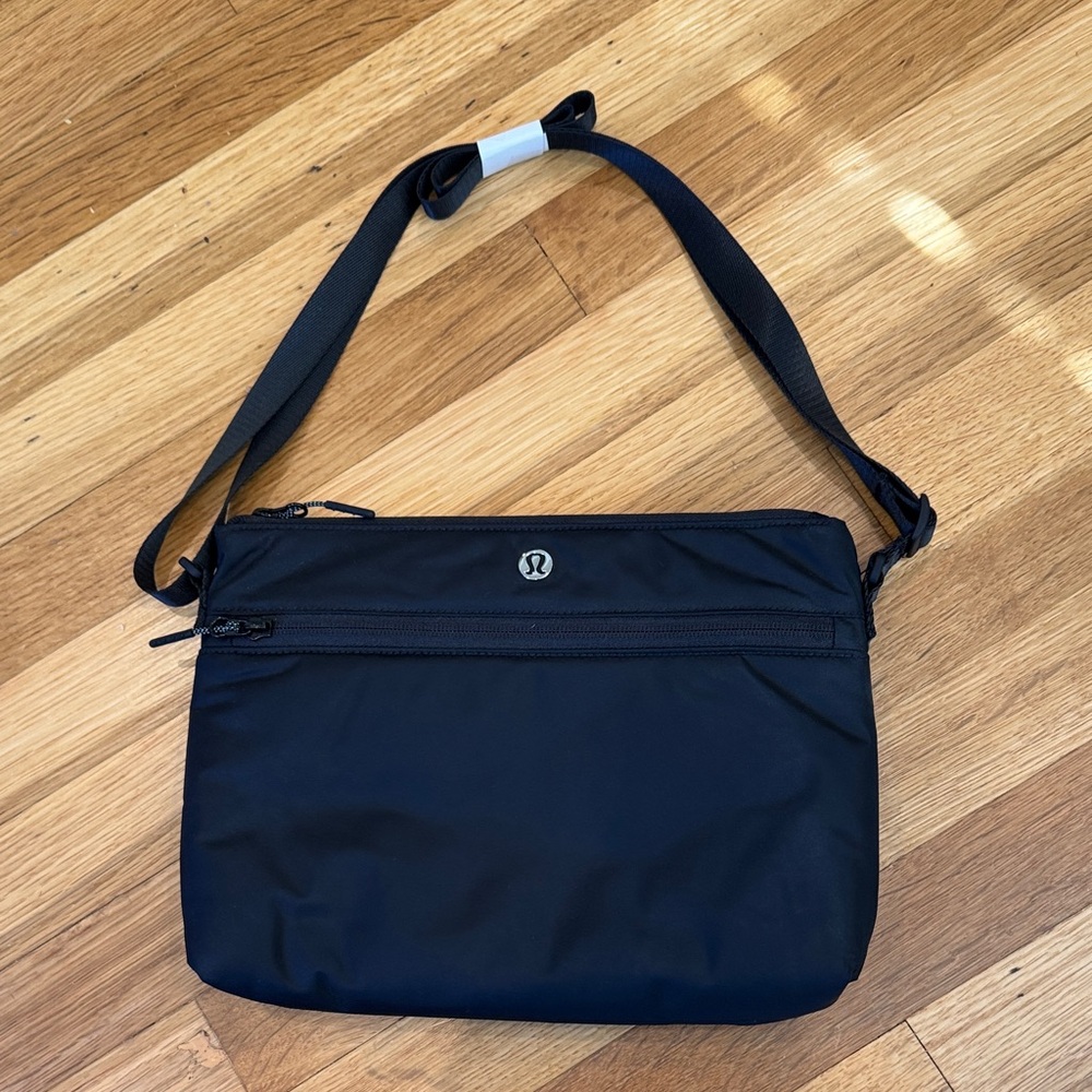 lululemon athletica crossbody bag purse